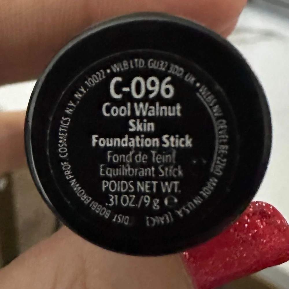 Bobbi Brown C-096 Cool Walnut Skin Foundation Stick .31 oz